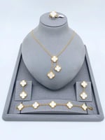 طقم فان كليف 4 قطع عدة الوان - مستوحى