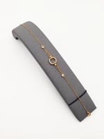 بوكس توزيعه 5 اساور بتصميم عصري