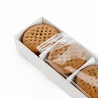 معمول كليجا ( دخن ) بحشوة التمر 700 جرام