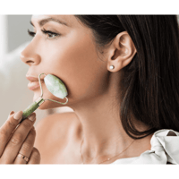 اداة تدليك الوجه مصنوعة من حجر اليشم من ايكوتولز