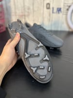 حذاء كورة القدم رصاصي حبوب ماستر كواليتي