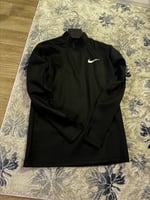 سويتر نايك رياضي مع فتحة الإصبع مناسب للصيف والشتا...