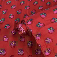 قماش شالكي بوليستر ناعم عرض متر لون احمر