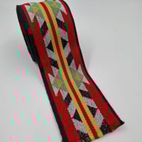 كلف سدو بتدرجات اللون الاحمر البدوي