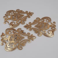 قطع جلد لاصقه بالكوي