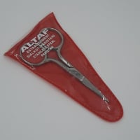 مقص معدن صغير