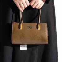 شنطة بهيرة جلد طبيعي حجم وسط