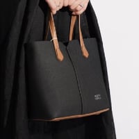 شنطة بهيرة حجم وسط