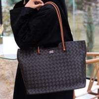 شنطة بهيرة جلد طبيعي حجم كبير