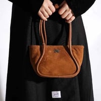 شنطة بهيرة جلد طبيعي حجم وسط