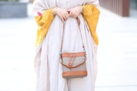 شنطه جلد حجم وسط