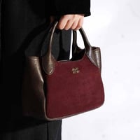 شنطة بهيرة جلد طبيعي حجم وسط