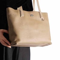 شنطة بهيرة جلد طبيعي