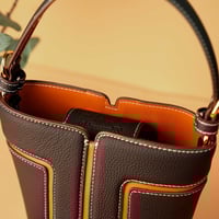 شنطة صغيره بهيرة جلد طبيعي