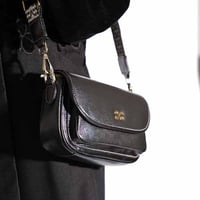 شنطة بهيرة جلد طبيعي حجم وسط