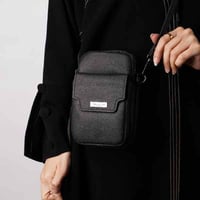 شنطة صغيره للجوال جلد طبيعي