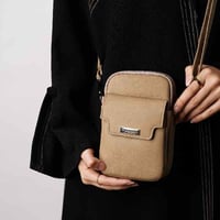 شنطة صغيره للجوال جلد طبيعي