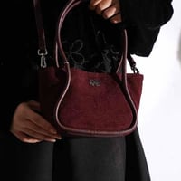 شنطة بهيرة جلد طبيعي حجم وسط