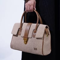 شنطه بهيرة قماش الحجم وسط