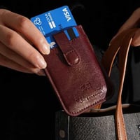 محفظة بطاقات نبتي