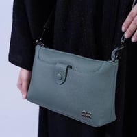 شنطه جلد طبيعي حجم وسط