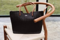 شنطة بهيرة جلد طبيعي حجم كبير