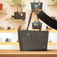 شنطة كبيرة كلاسيك نسائية جلد طبيعي