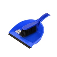 مكنسة يدوية مع حامل أوساخ