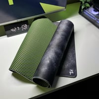 ماوس باد قراي المطور قيمنق - MousePad Gray Edition...