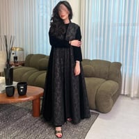 عباية شتوية كلوش دانتيل مع مخمل (055)