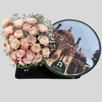 باب شرقي بقلاوة بالشوكولاتة مع باقة ورد مع قاعدة