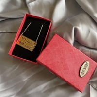 سلسال اللوحه تصميم أنيق وفريد