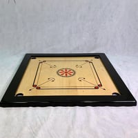 كيرم خشبي بدون أرجل