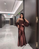 فستان ترتر بني فخم لامع من كيوتشي