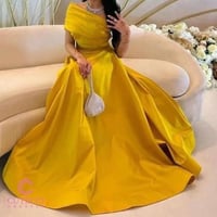 فستان سهرة أصفر ملكي فخم