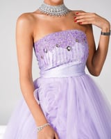 فستان سهرة موف ملكي مطرز