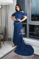 فستان سهرة بترولي بذيل راقي من كيوتشي CUTECCI