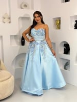 فستان سهرة سماوي مشجر مميز