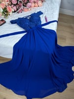 فستان سهرة دانتل دبل كلوش