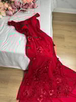 فستان سهرة باربي ورد تطريز كمبيوتر من كيوتشي