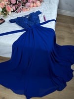 فستان سهرة دانتل دبل كلوش