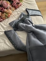 فستان سهرة رصاصي تطريز من كيوتشي CUTECCI