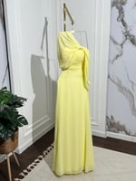 فستان سهرة ليموني انسيابي أنيق