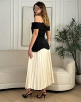 فستان كسرات من تحت اسود مع بيج