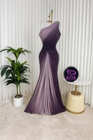 فستان سهرة موف طويل ترتر