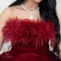 فستان عنابي شتوي شموه بصدر ريش – CUTECCI