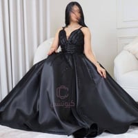 فستان سهرة أسود منفوش مطرز ترتر فاخر