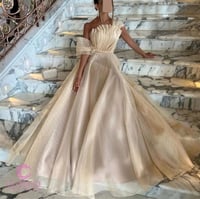 فستان سهرة بيج تب جزار | 5 مميزات مع CUTECCI