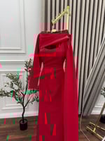 فستان احمر ناعم باربي ذيل