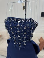 فستان كحلي ستان تب صدر مطرز من كيوتشي